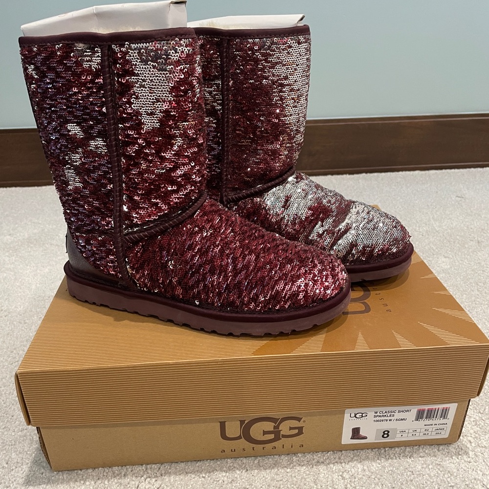 Size 8 Classic Short Purple Sparkle Uggs